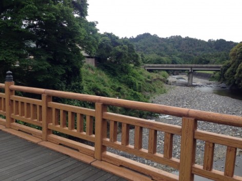 20150607_015052631_iOS